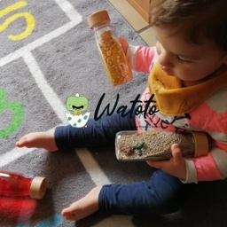 Bouteilles sensorielles - Watoto